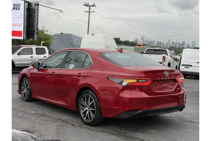 $21495 : 2023 Camry XLE image 6