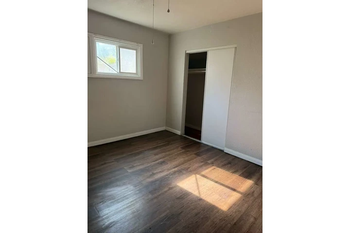 $1975 : ¡APARTAMENTOS EN RIVERSIDE! image 4