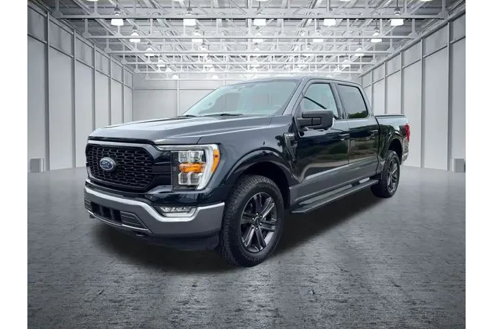 $35995 : Ford F-150 2023 4x4 XLT 4dr image 3
