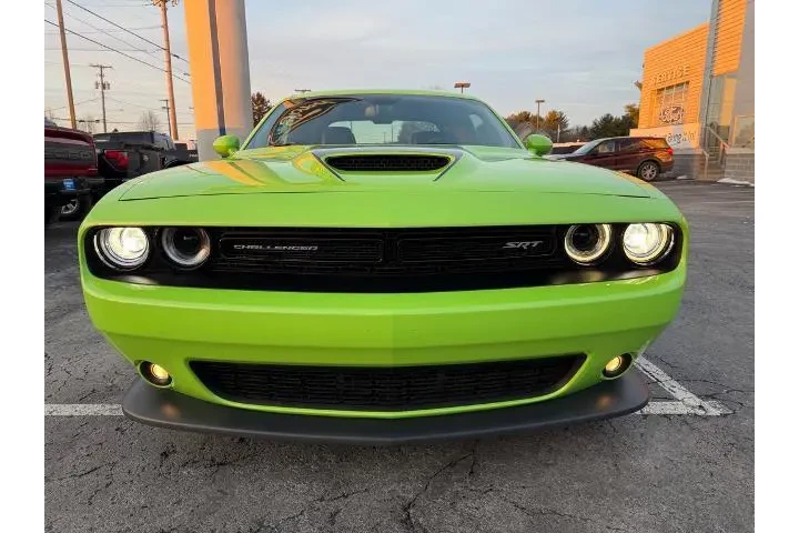 $36990 : Dodge Challenger 2015 SRT 39 image 9