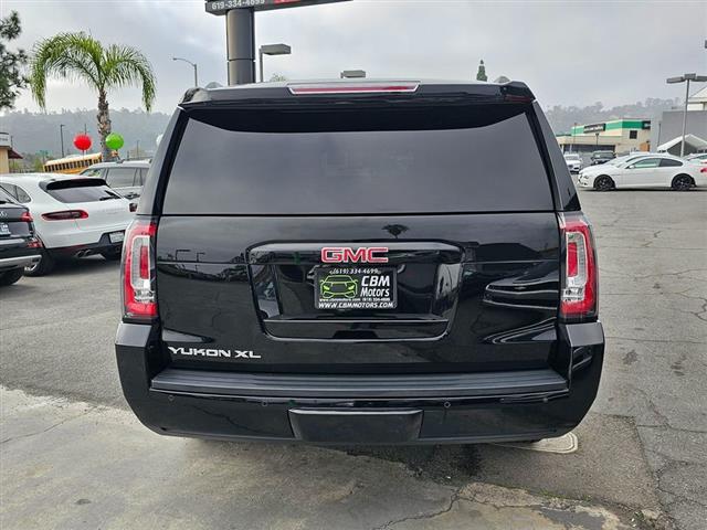 $26495 : 2018 GMC Yukon XL image 8