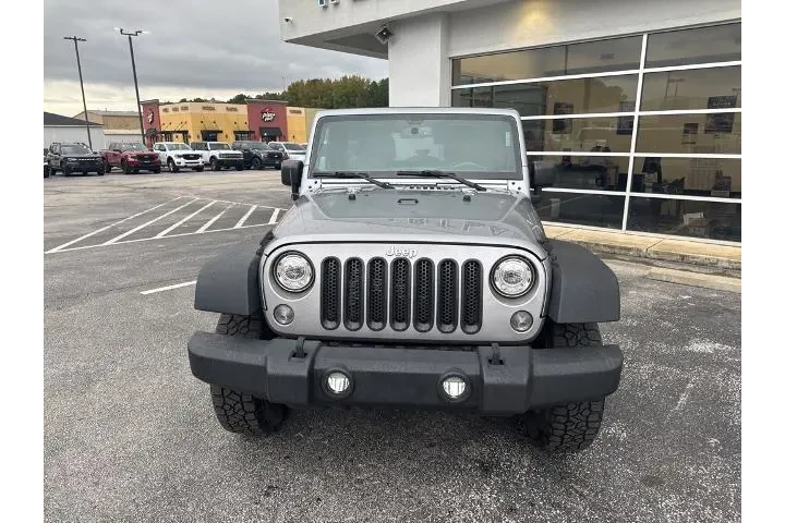 $25185 : Jeep Wrangler Unlimited 2017 image 9