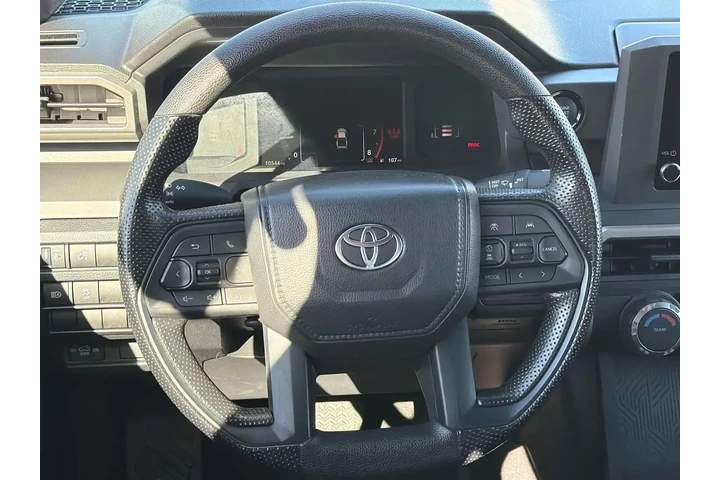 $36450 : Toyota Tacoma 2025 4x2 SR 4d image 8