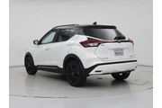 $19998 : Nissan Kicks 2023 SR 4dr Cro thumbnail