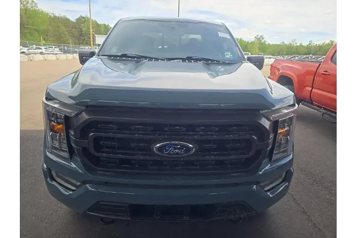 $38999 : Ford F-150 2023 4x4 XLT 4dr image 1