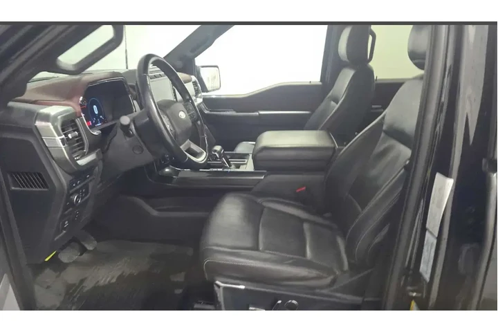 $39490 : Ford F-150 2021 4x4 Lariat 4 image 10