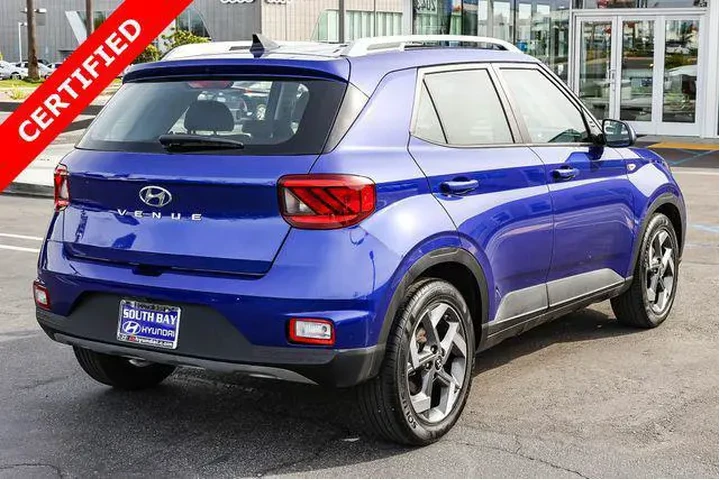 $13898 : Hyundai VENUE 2021 SEL 4dr C image 6
