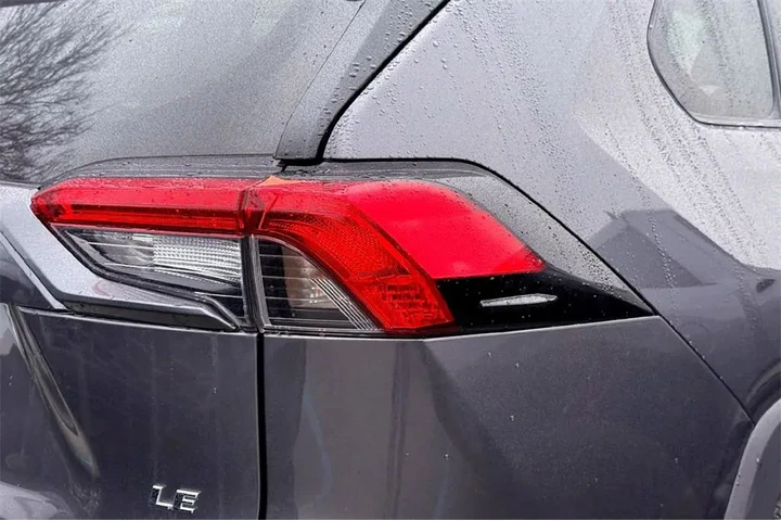 $28991 : Toyota RAV4 2025 LE 4dr SUV image 6