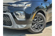 $15500 : Kia Soul 2020 LX 4dr Crossov thumbnail