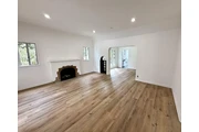 $2450 : 3Bed/2Bath House In Lynwood thumbnail