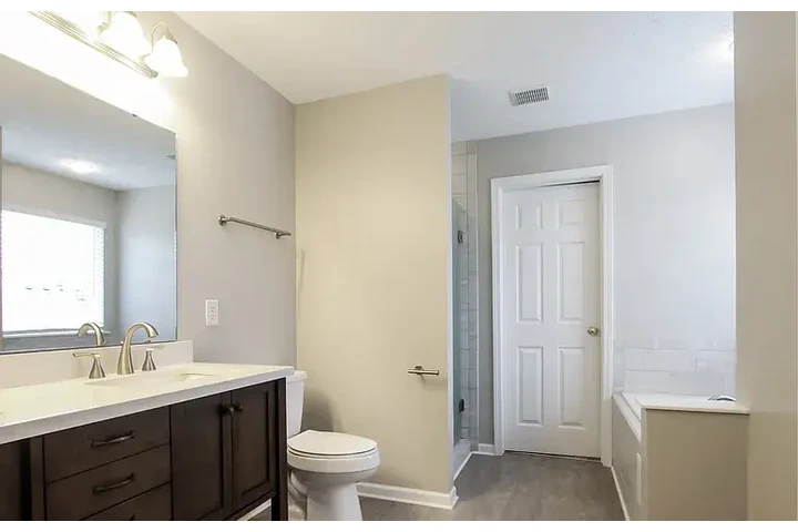 $1700 : HOUSE FOR RENT IN INDIANAPOLIS image 2