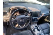 Used 2015 Grand Cherokee 4WD thumbnail