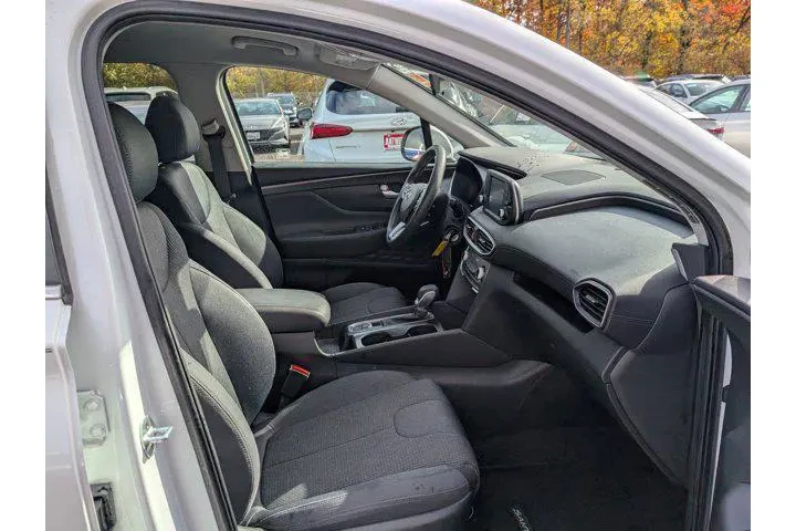 $16844 : Hyundai SANTA FE 2019 SE 2.4 image 5