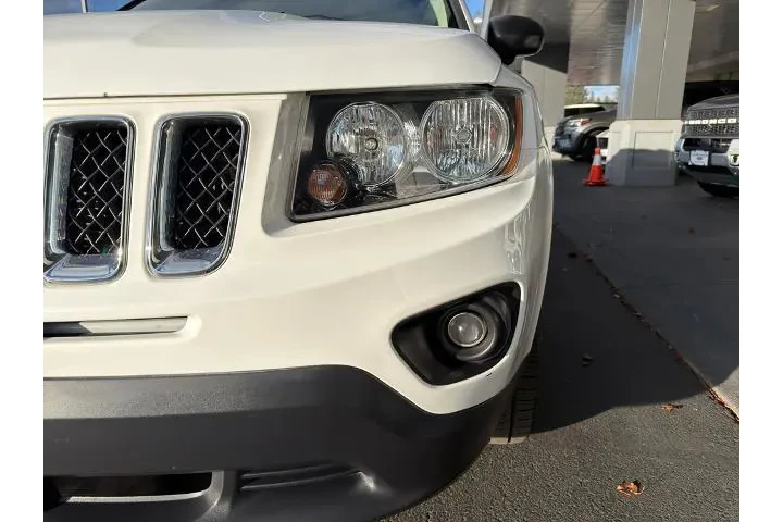 $13990 : Jeep Compass 2017 4X4 Sport image 4