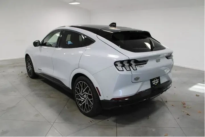 $33668 : Ford Mustang Mach-E 2023 AWD image 7