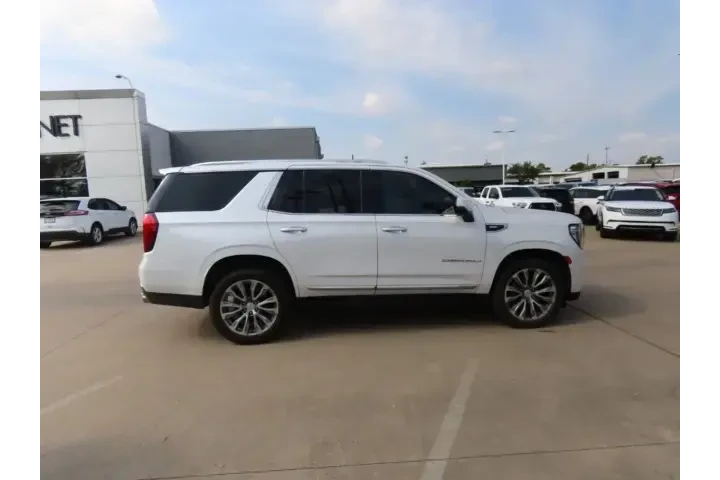 $36911 : GMC Yukon 2021 4x2 Denali 4d image 8