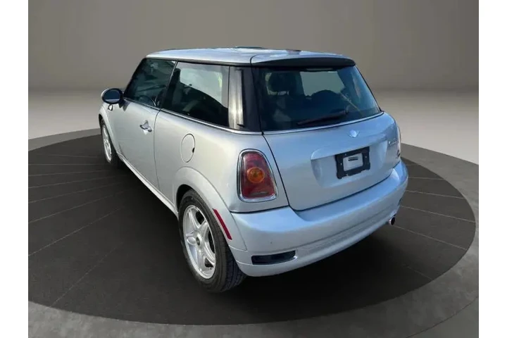 $6900 : 2010 MINI Cooper image 6