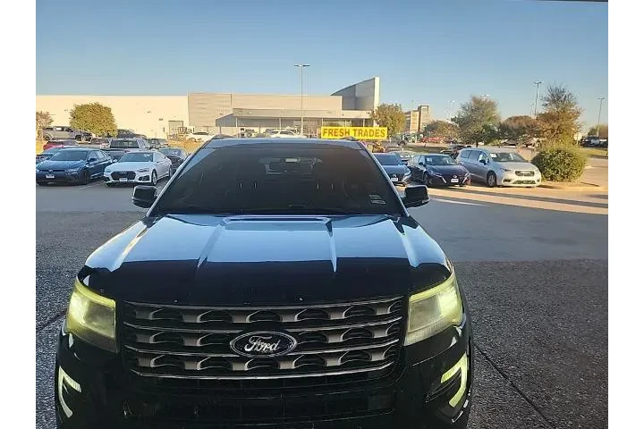 $13468 : Ford Explorer 2016 XLT 4dr S image 3