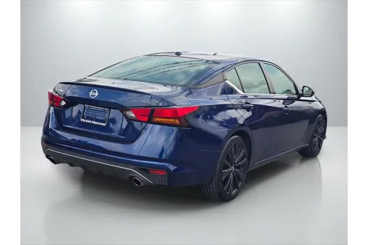 $21999 : Nissan Altima 2022 2.5 SR 4d image 5