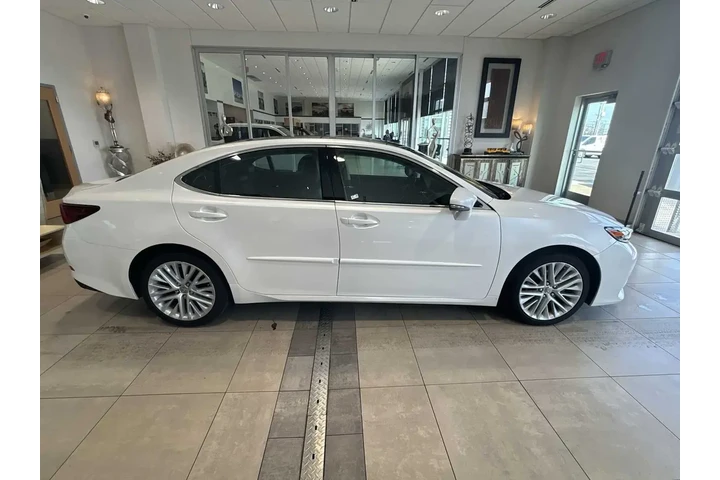 $22800 : Lexus ES 350 2017 4dr Sedan image 2