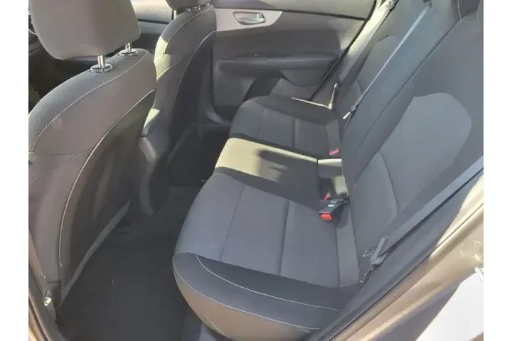 $16995 : Kia Forte 2023 LXS 4dr Sedan image 10