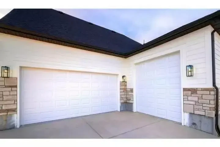 MIGUEL GARAGE DOORS image 6