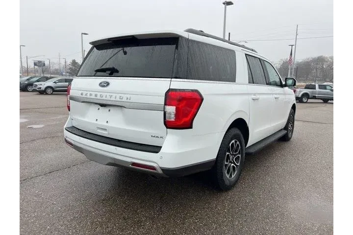 $39995 : Ford Expedition MAX 2024 4x4 image 5
