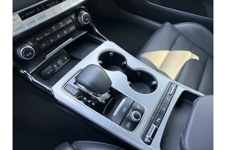 $24044 : Kia Stinger 2019 GT2 4dr Sed image 9