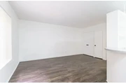 $1850 : 2 bedroom apartment in LA thumbnail
