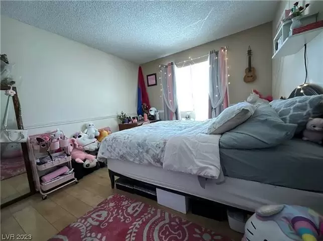 $800 : RENTA DE 1 CUARTO EN CASA image 4