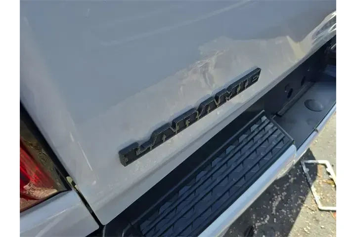 $25990 : Ram 1500 2021 4x4 Laramie 4d image 6