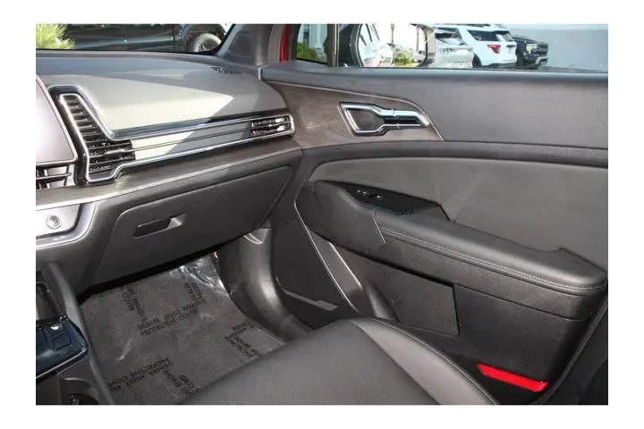 $29440 : Kia Sportage Plug-In Hybrid image 8