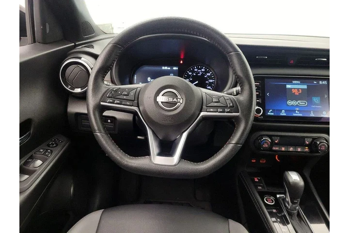 $18998 : Nissan Kicks 2024 SR 4dr Cro image 10