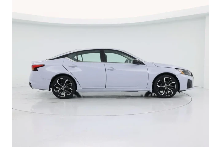 $23998 : Nissan Altima 2023 2.5 SR 4d image 7