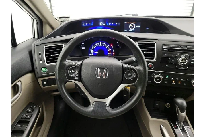 $15998 : Honda Civic 2015 LX 4dr Seda image 10