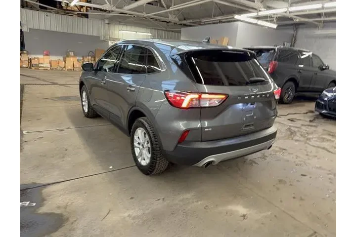 $21964 : Ford Escape 2022 AWD SE 4dr image 7