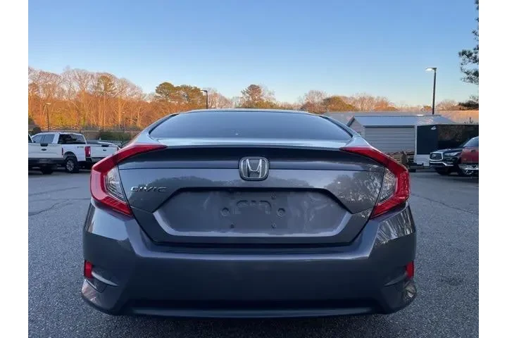 $17039 : Honda Civic 2018 LX 4dr Seda image 3