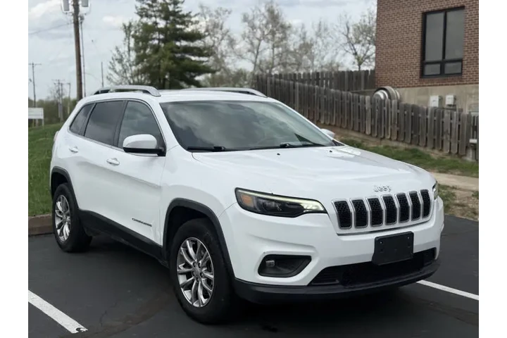 $9750 : 2020 Cherokee Altitude image 3