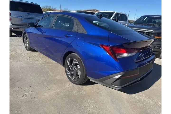 $17900 : Hyundai ELANTRA 2025 SEL Spo image 4