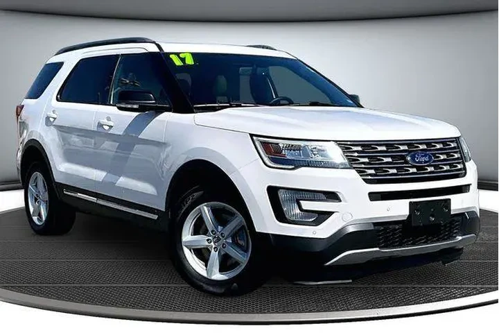 $16000 : Ford Explorer 2017 AWD XLT 4 image 3