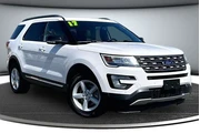 $16000 : Ford Explorer 2017 AWD XLT 4 thumbnail