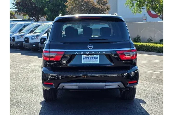$28698 : Nissan Armada 2023 4x2 SV 4d image 6
