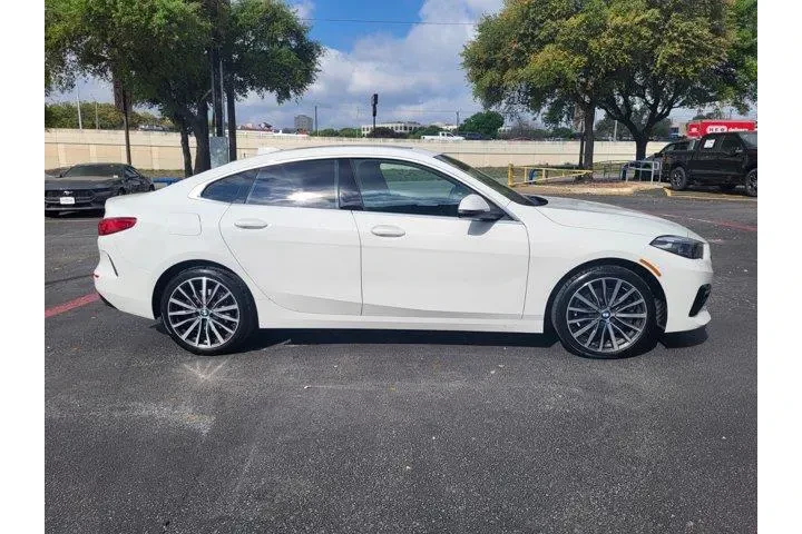 $32000 : BMW 2 Series 2024 AWD 228i x image 2
