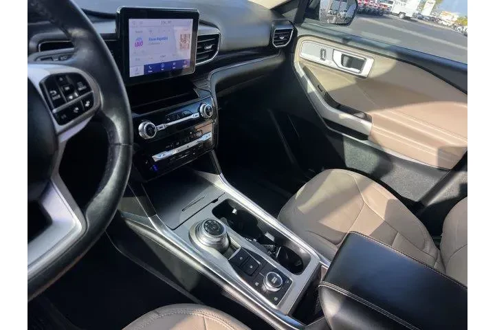$31999 : Ford Explorer 2023 AWD Limit image 10