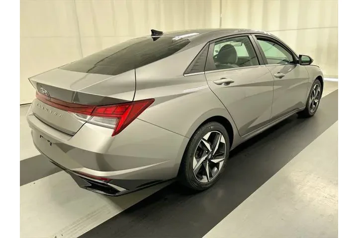 $20749 : Hyundai ELANTRA 2023 Limited image 2