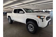 $39998 : Toyota Tacoma 2025 4x2 SR5 4 thumbnail