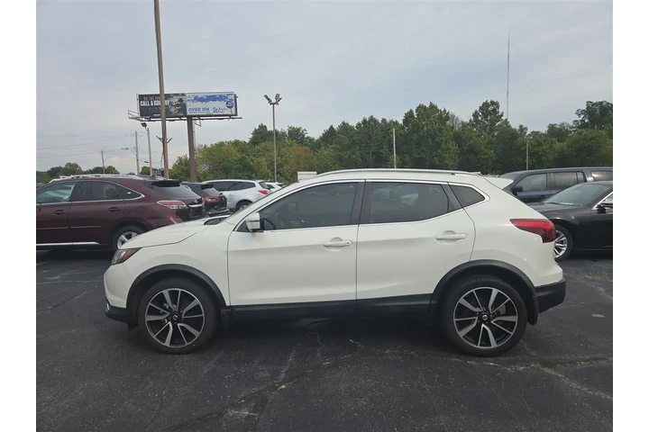 $12995 : 2019 Rogue Sport SL image 2