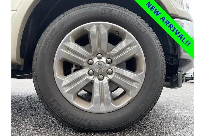 $29949 : Ford F-150 2018 4x4 King Ran image 2