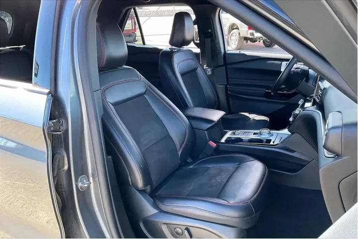 $35997 : Ford Explorer 2023 AWD ST-Li image 8