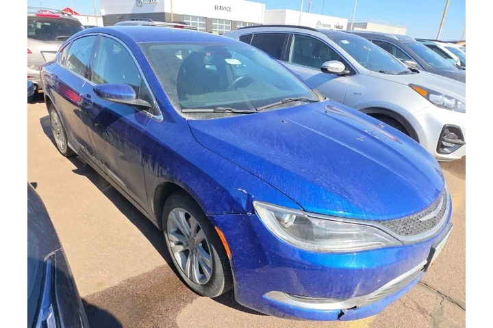 $13999 : 2016 200 Limited image 2